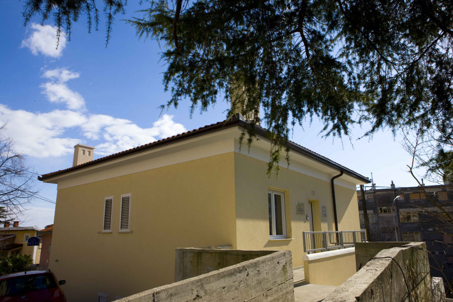 Zgrada ordinacije u Kvaternikovoj ulici